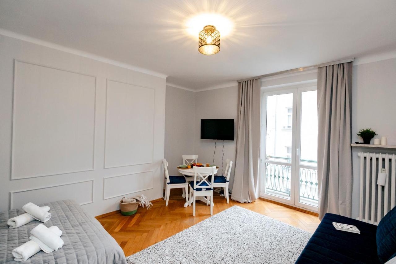 Wilcza 3 Blue - 260 Metrow Od Ambasady - Better Apartament